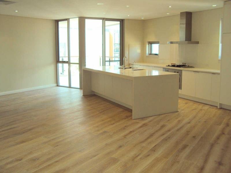 215/40 St Quentin Avenue CLAREMONT 6