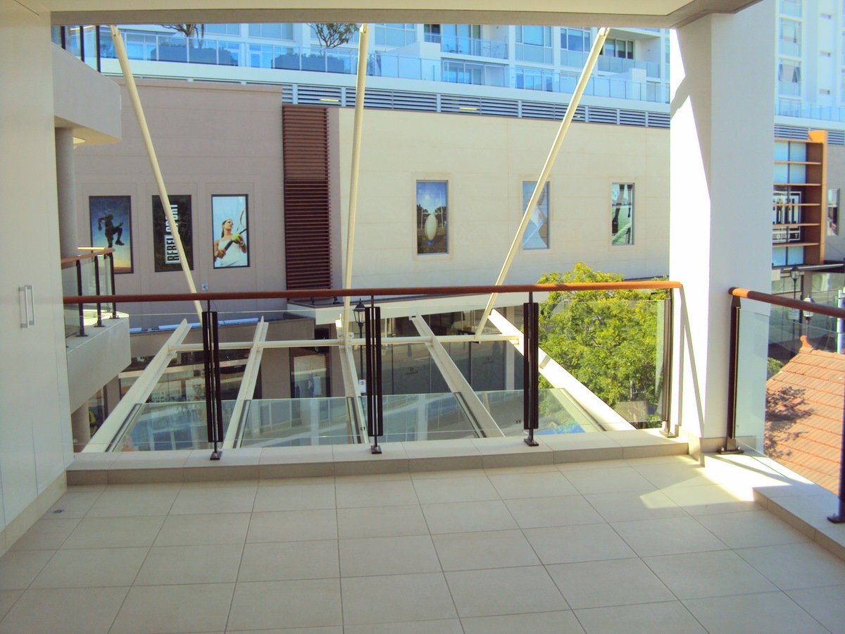 215/40 St Quentin Avenue CLAREMONT 9