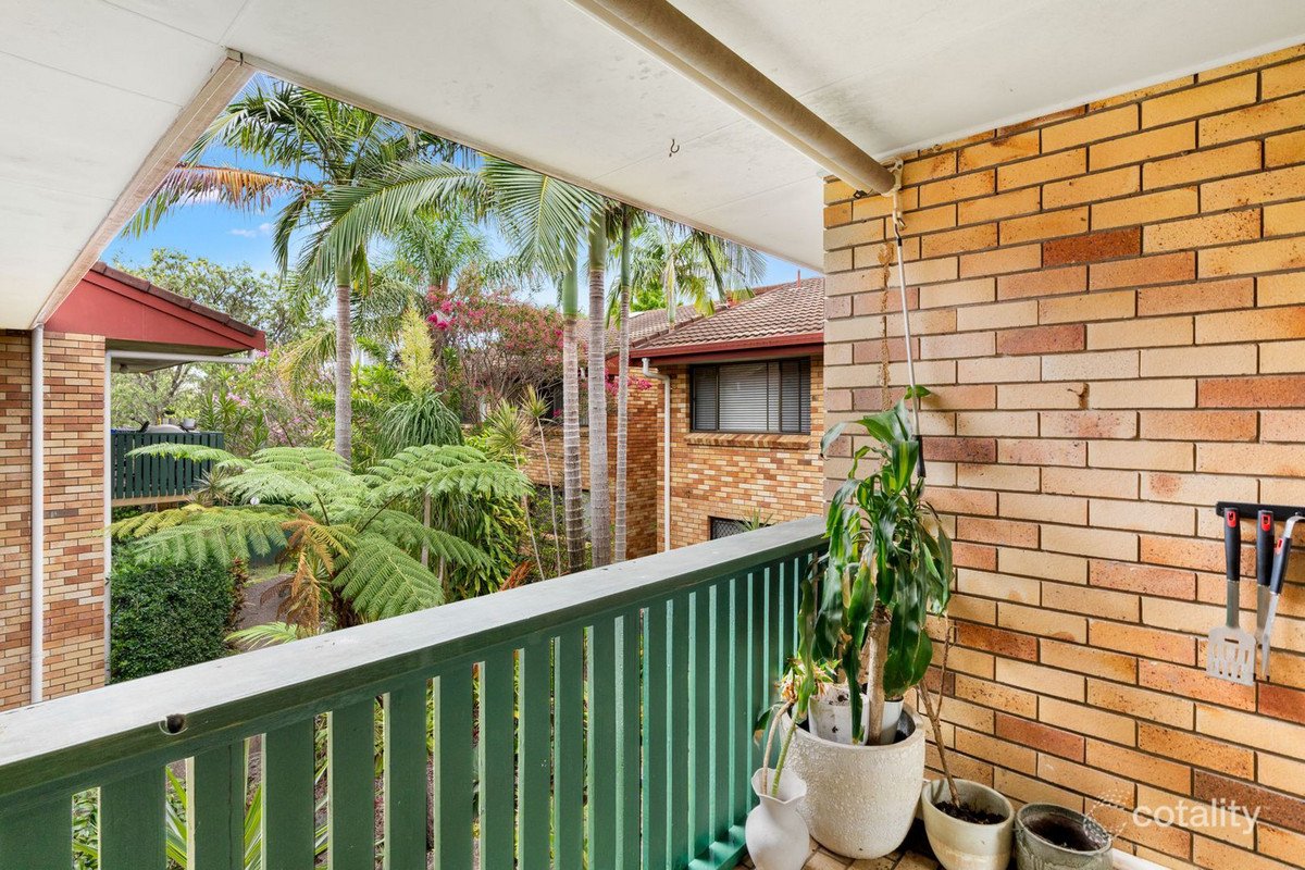 21/55 Duet Drive Mermaid Waters 3