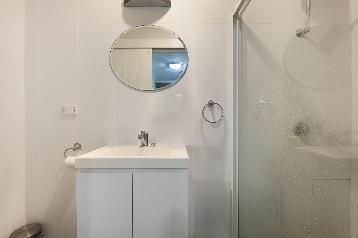 21/55 Duet Drive Mermaid Waters 11