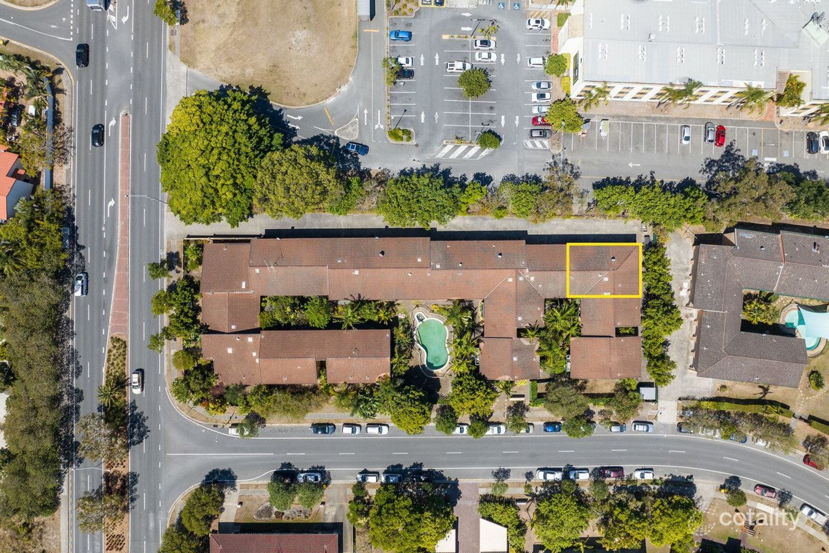 21/55 Duet Drive Mermaid Waters 16