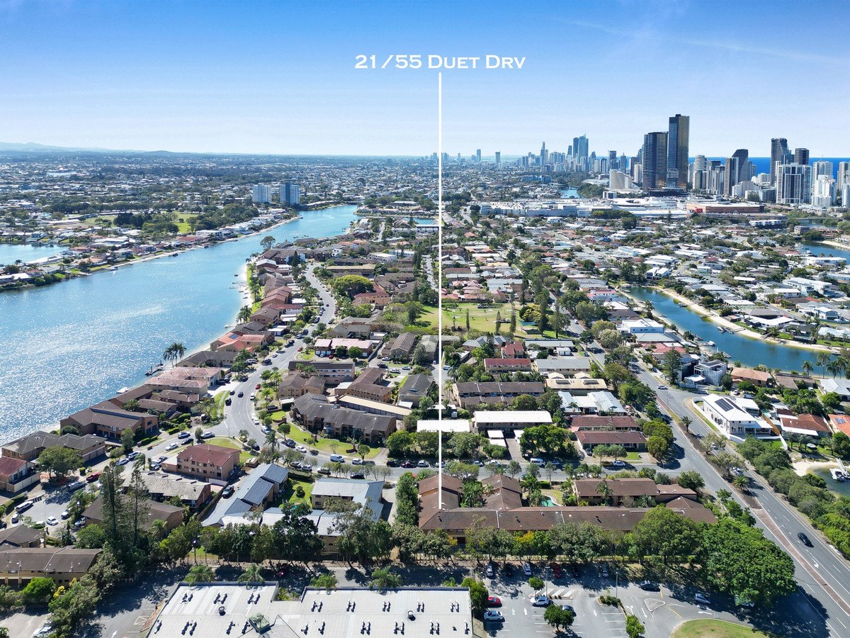 21/55 Duet Drive Mermaid Waters 18