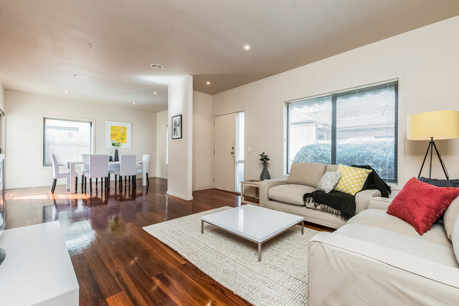 Gallery: 2/155 Hope Street