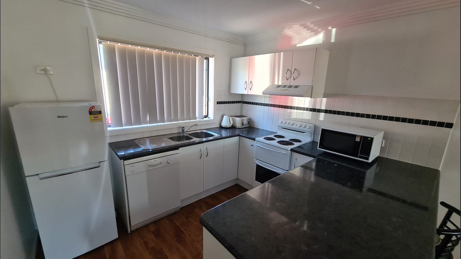 2/155 Johnston Street TAMWORTH 5