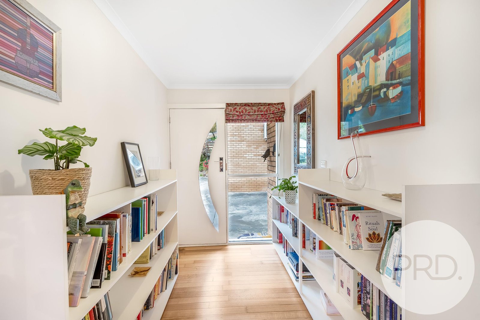 2/155 Pottery Road LENAH VALLEY 3