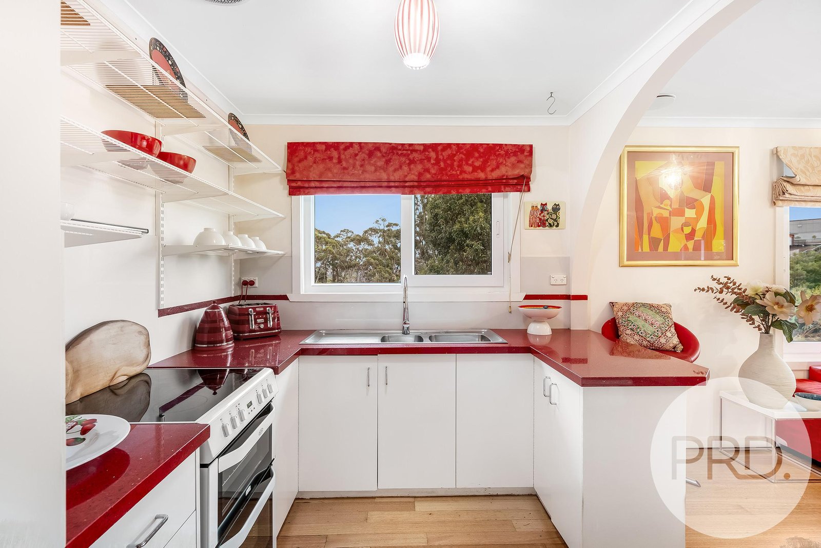2/155 Pottery Road LENAH VALLEY 6