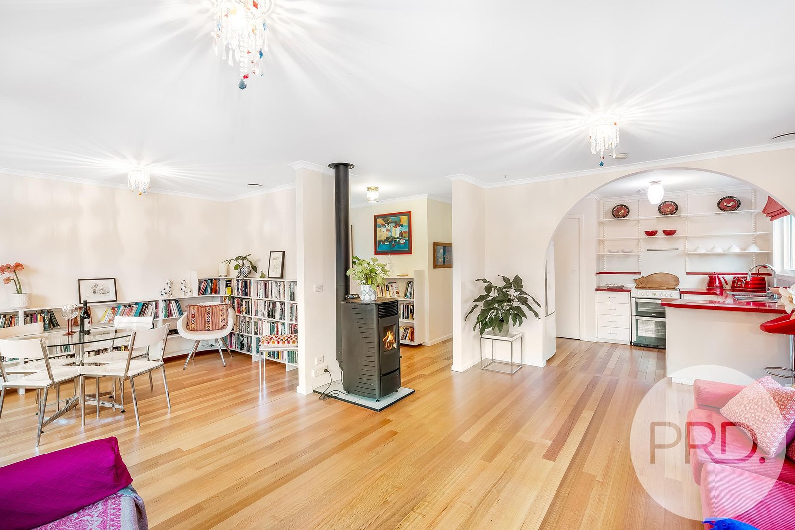 2/155 Pottery Road LENAH VALLEY 18