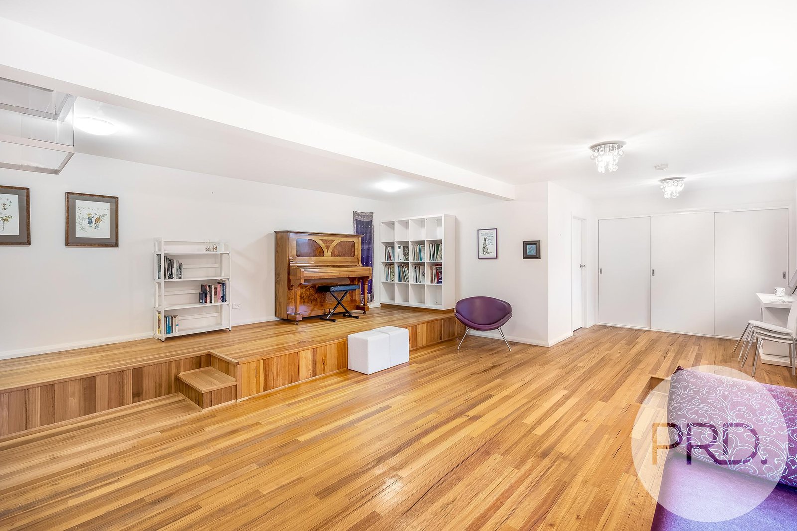 2/155 Pottery Road LENAH VALLEY 25