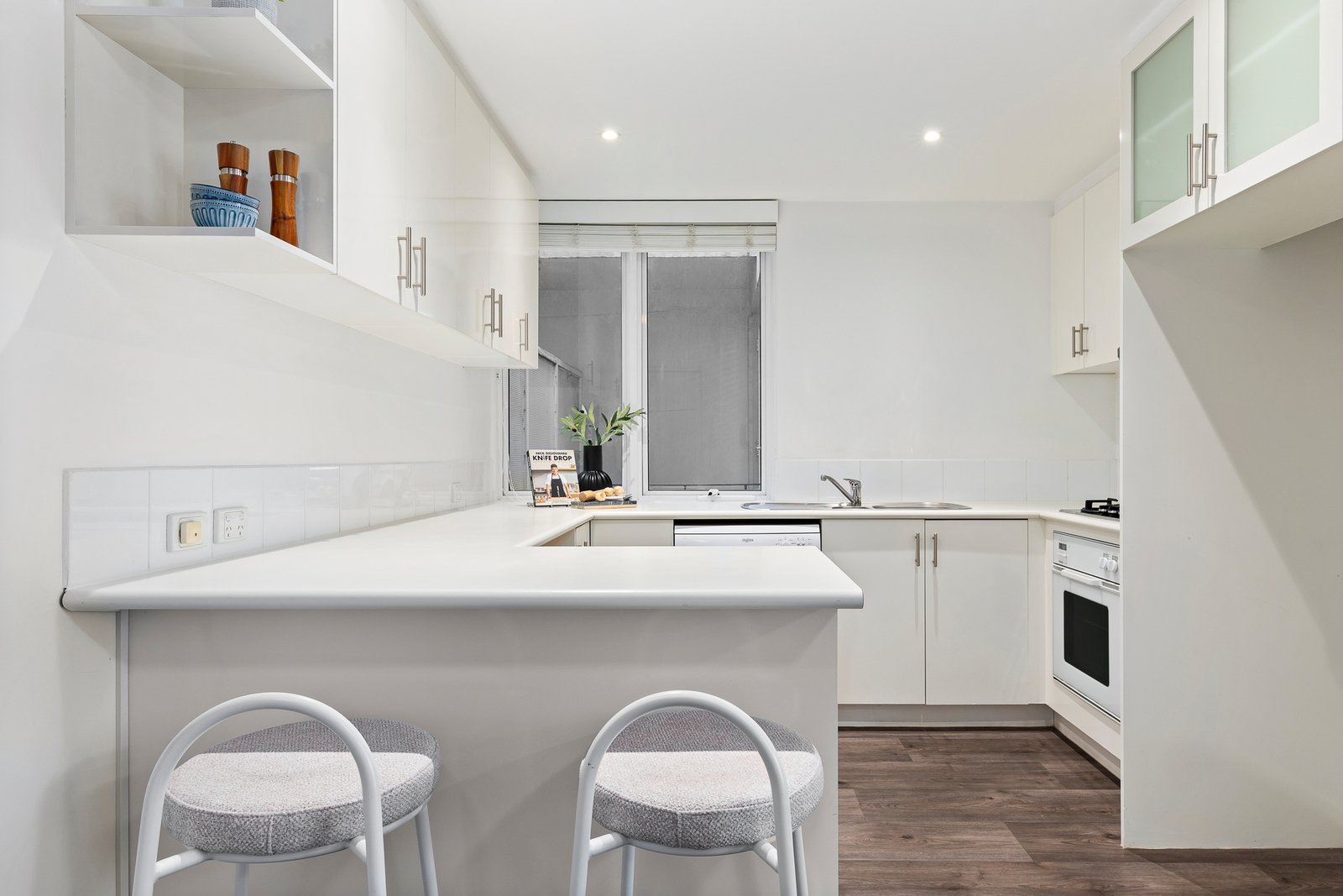 Gallery: 21/56 Beach Road
