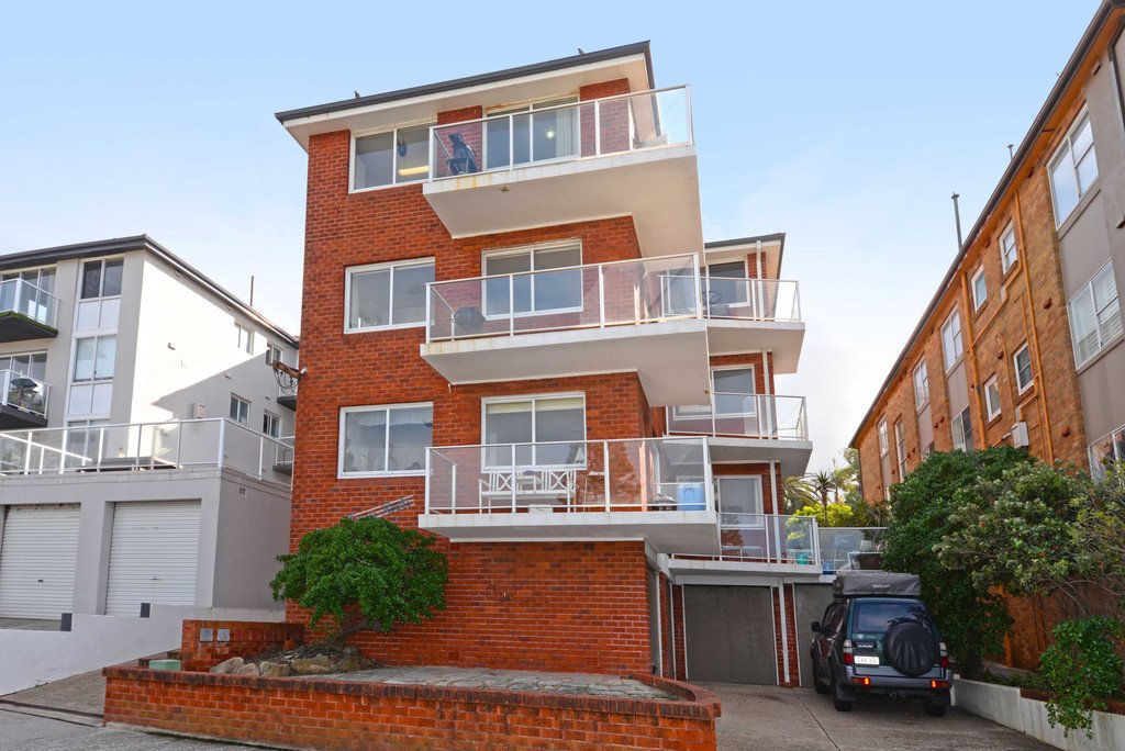 2/156 Marine Parade MAROUBRA 1