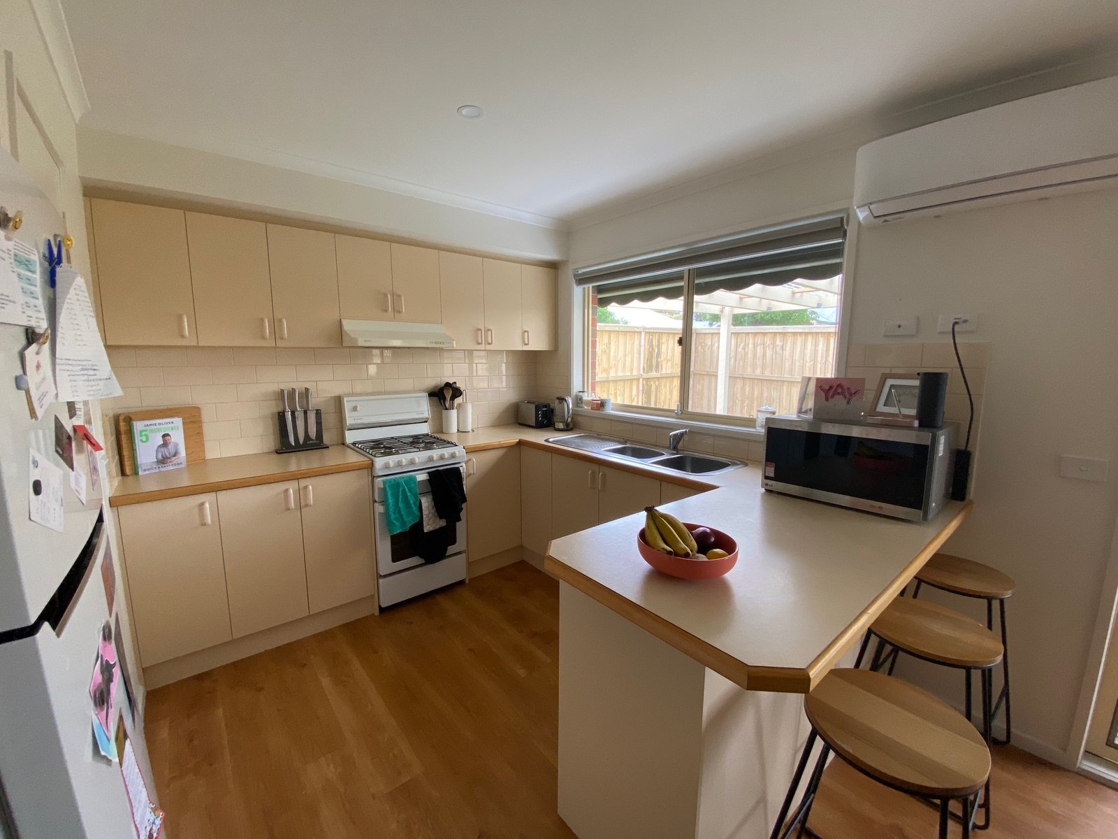 Gallery: 2/156 South Valley Road