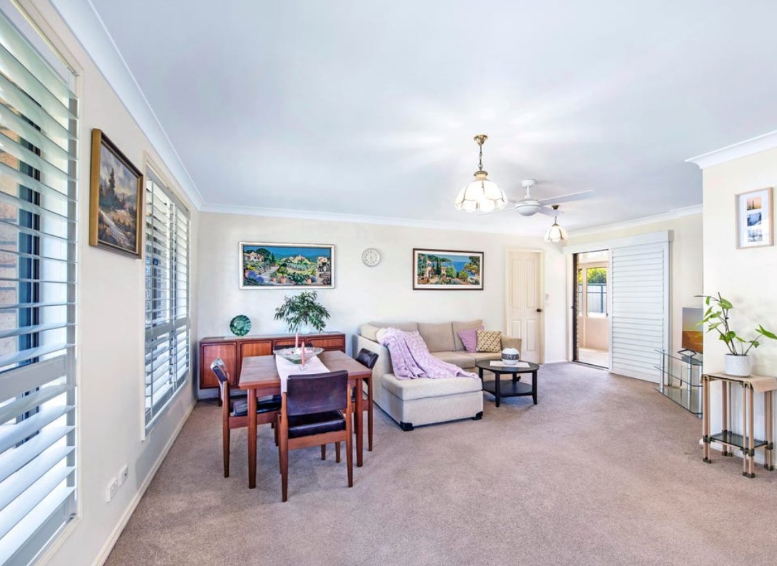 2/157 Rocky Point Road FINGAL BAY 5