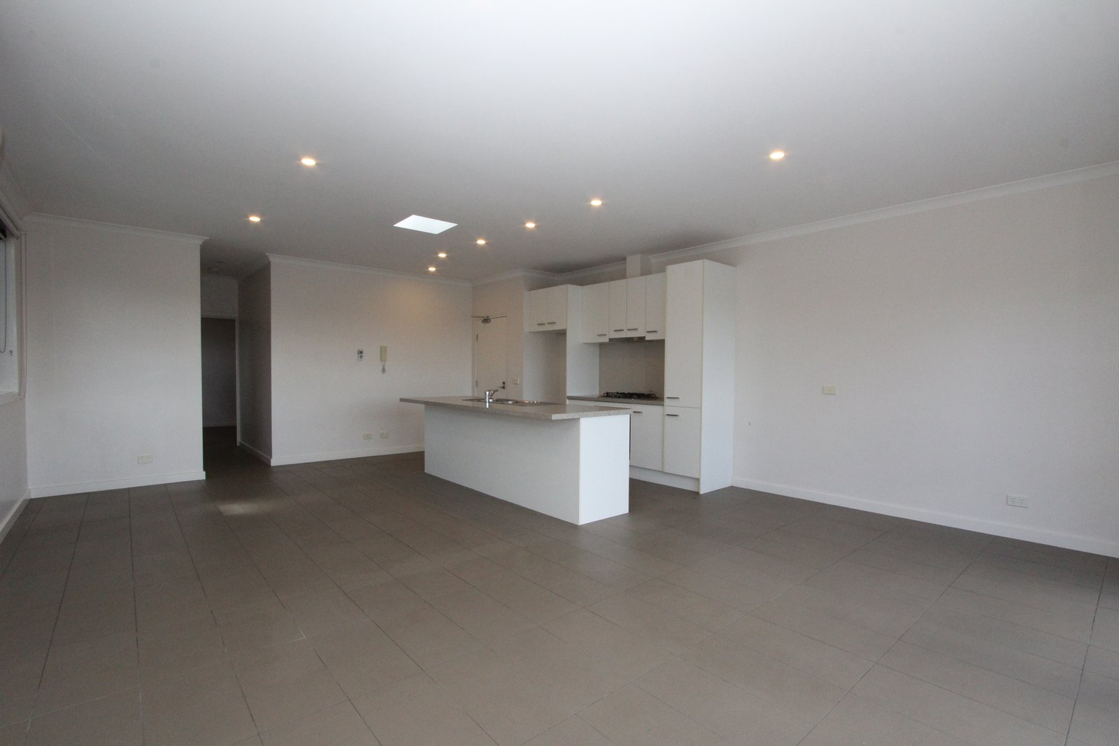 Real Estate and Property in 2/158 Austin Road, Seaford, VIC