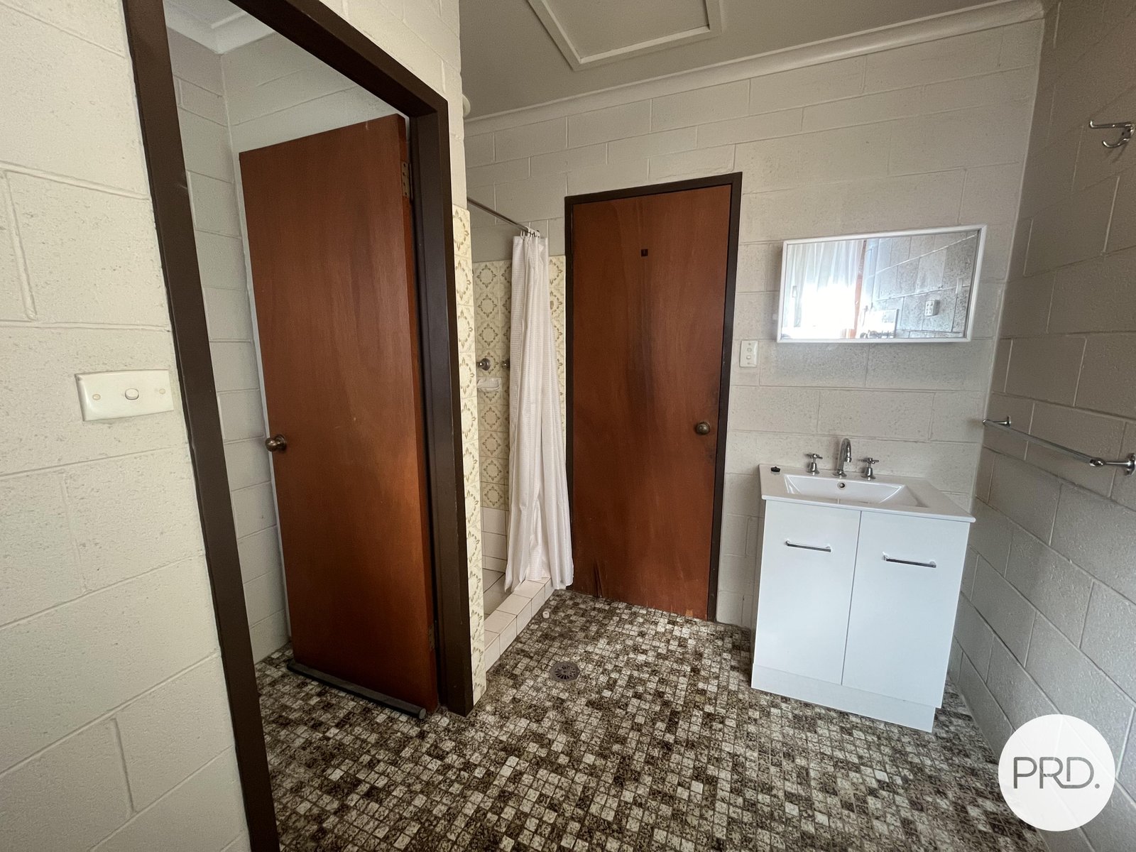 2/158 Bilba Street EAST ALBURY 7