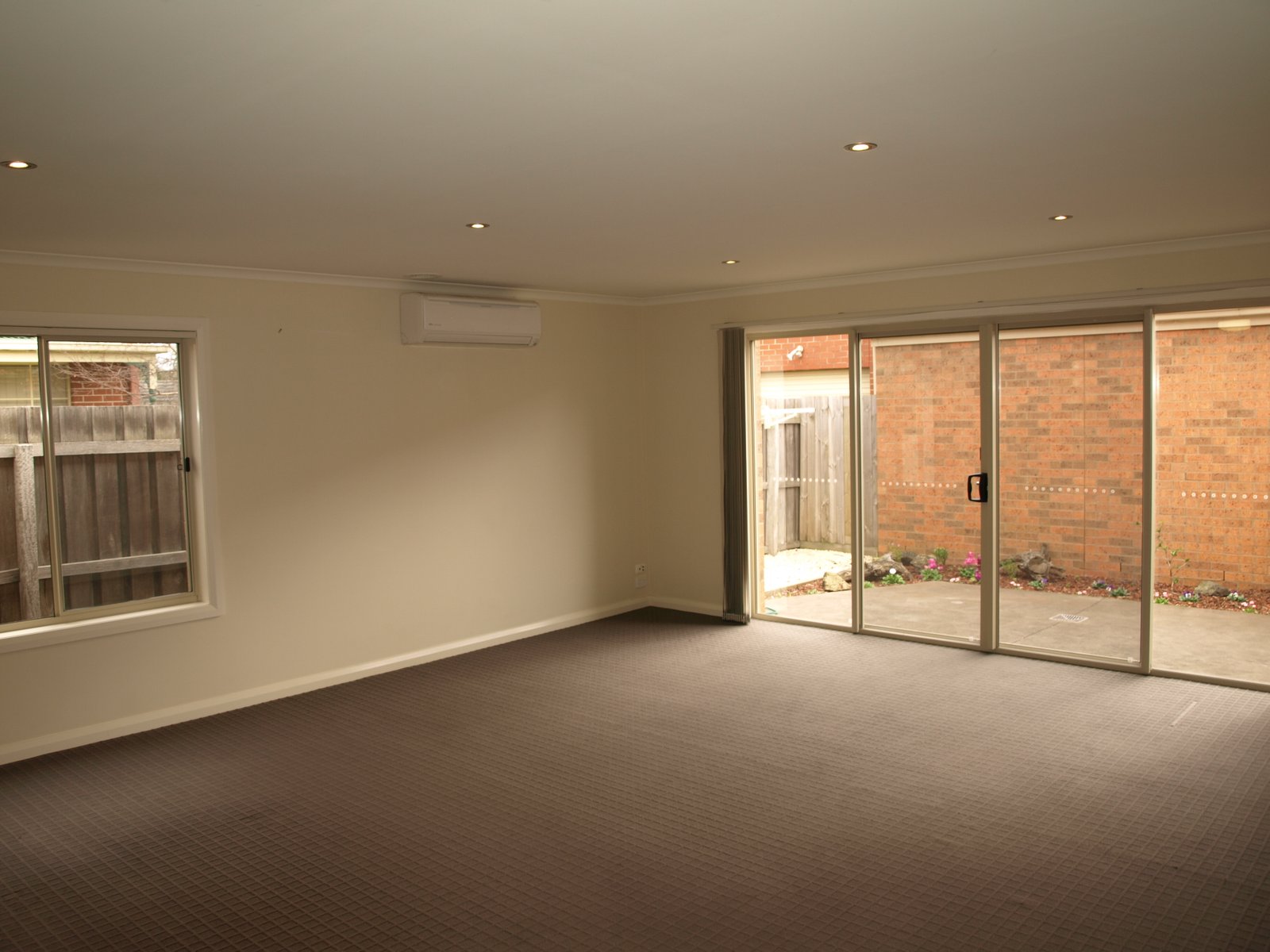 Gallery: 2/158 Church Street