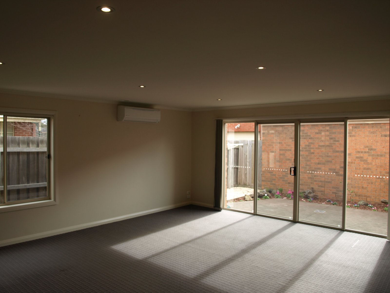 Gallery: 2/158 Church Street