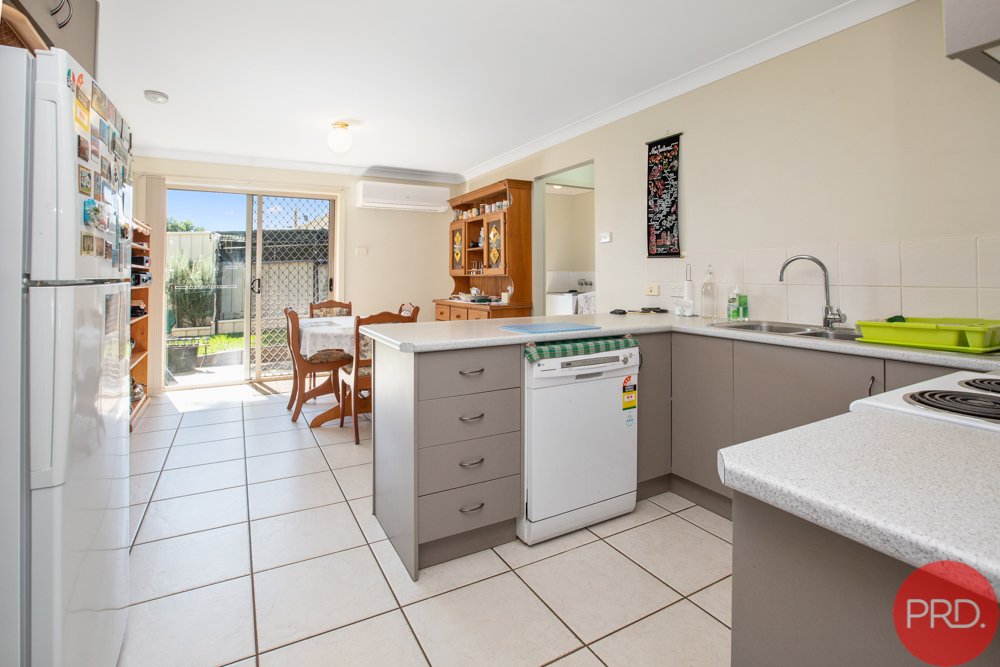 2/159 Budgeree Drive ABERGLASSLYN 4