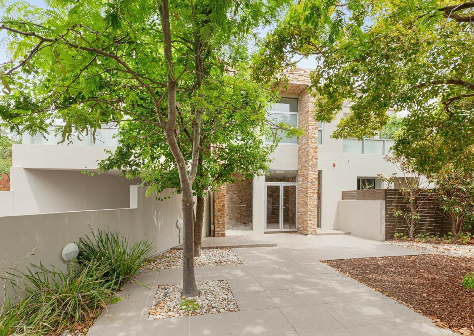 2/16-18 Dene Avenue, Malvern East, 3145