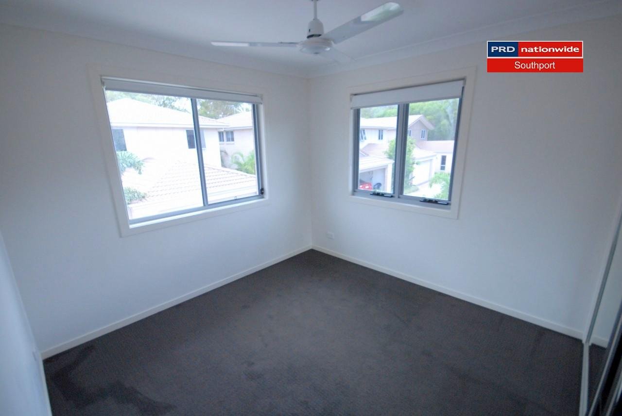 2/16-18 Geoff Wolter Drive MOLENDINAR 10