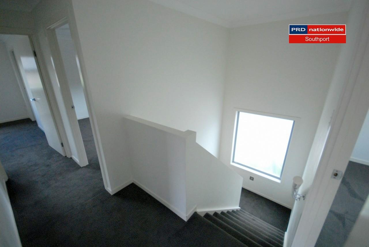2/16-18 Geoff Wolter Drive MOLENDINAR 11