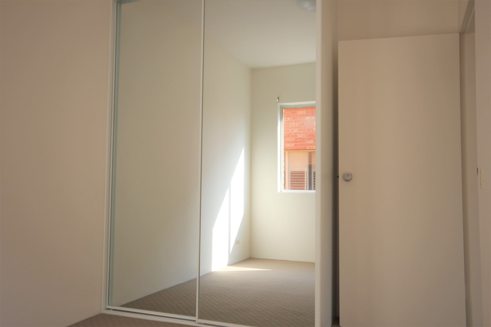 2/16-22 Guinea Street KOGARAH 5