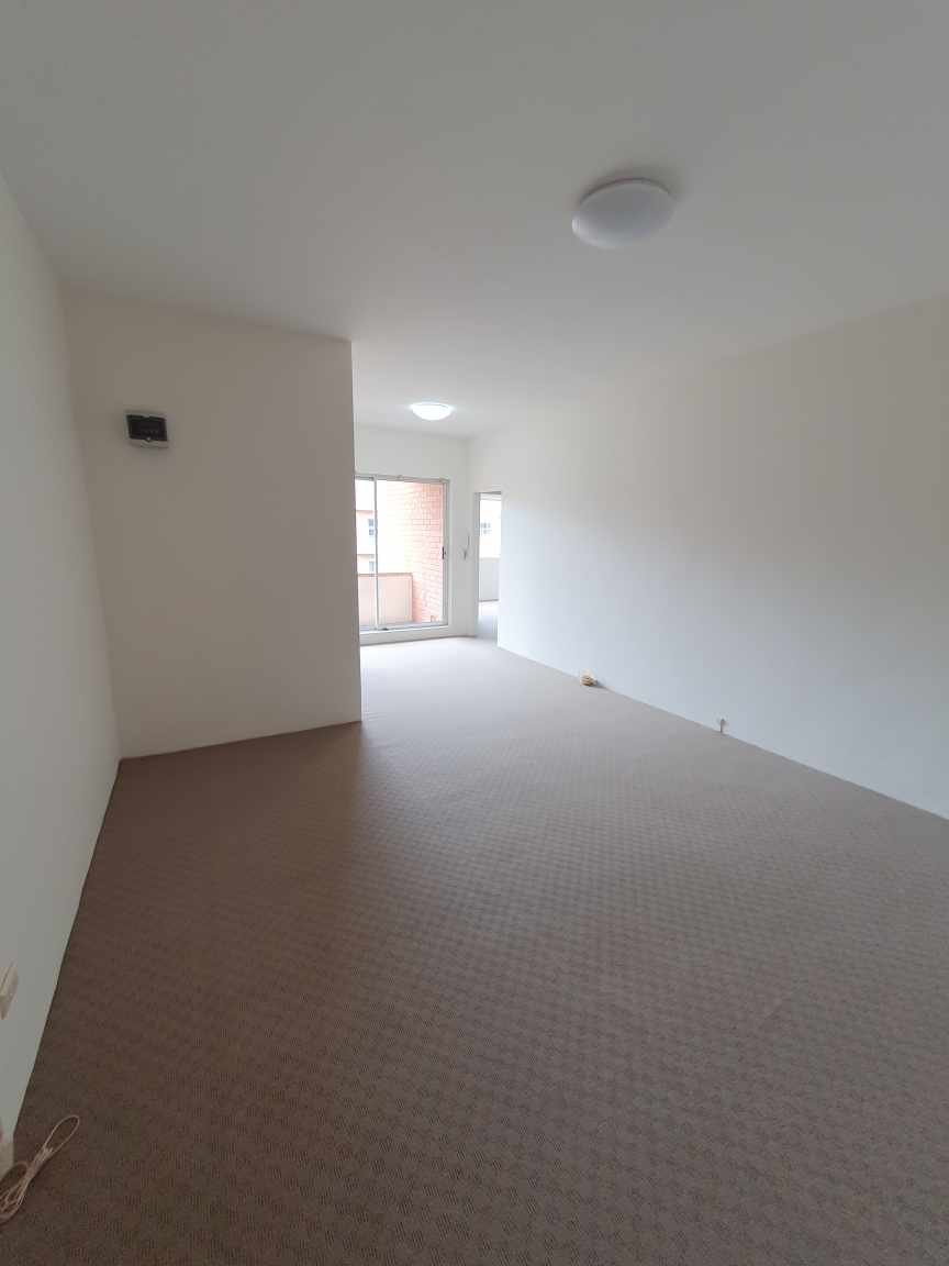 2/16-22 Guinea Street KOGARAH 8