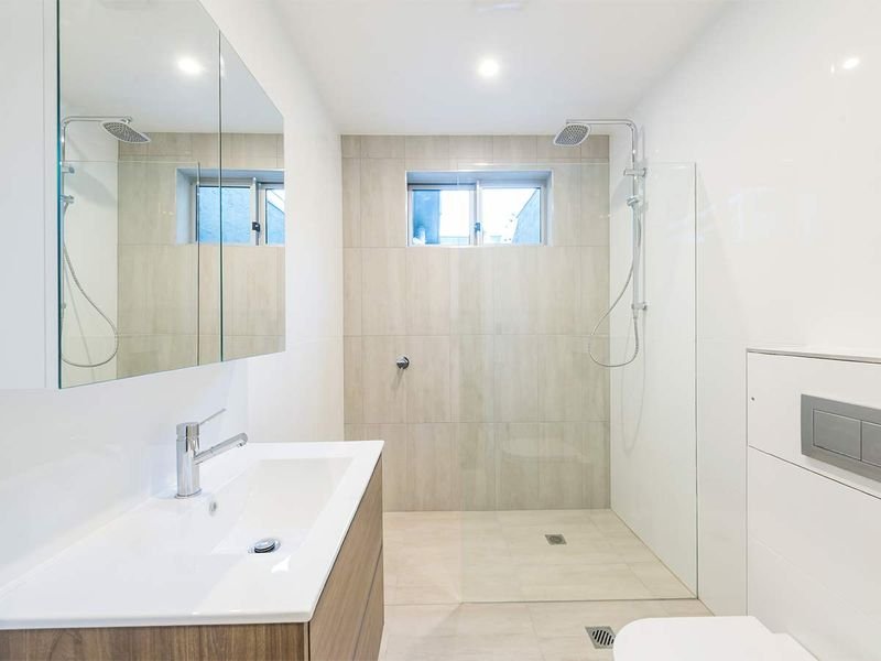 Real Estate and Property in 2/16 Alder Street, Caulfield South, VIC