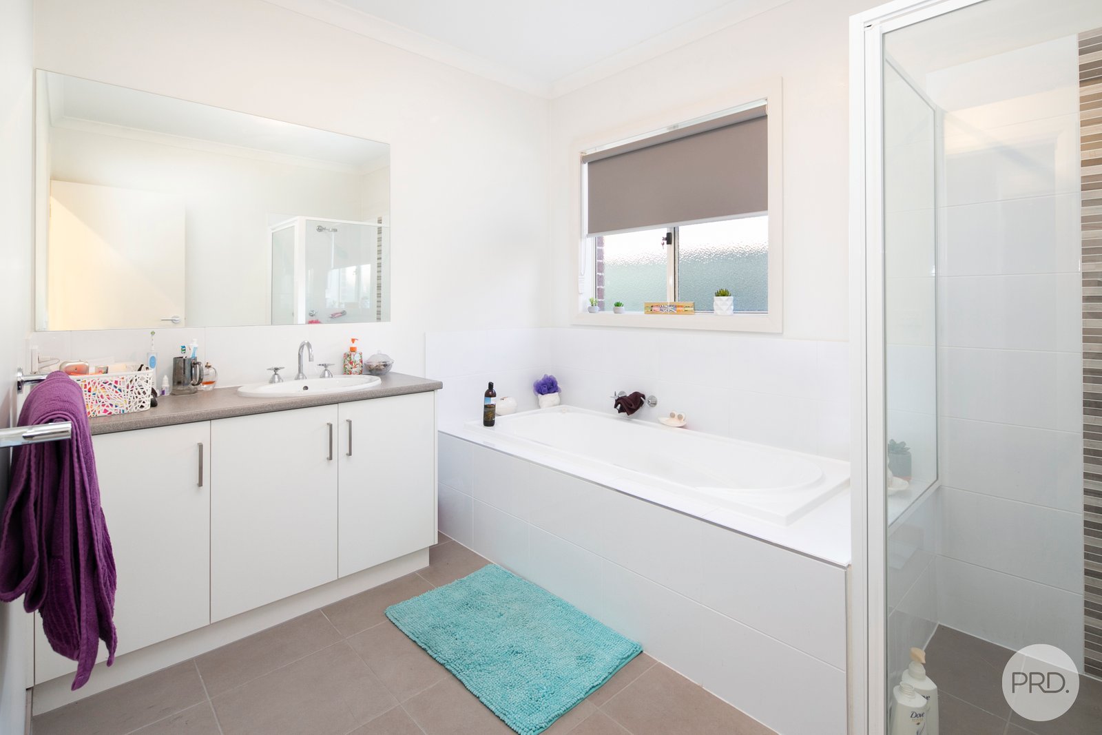 2/16 Alexander Avenue WENDOUREE 8