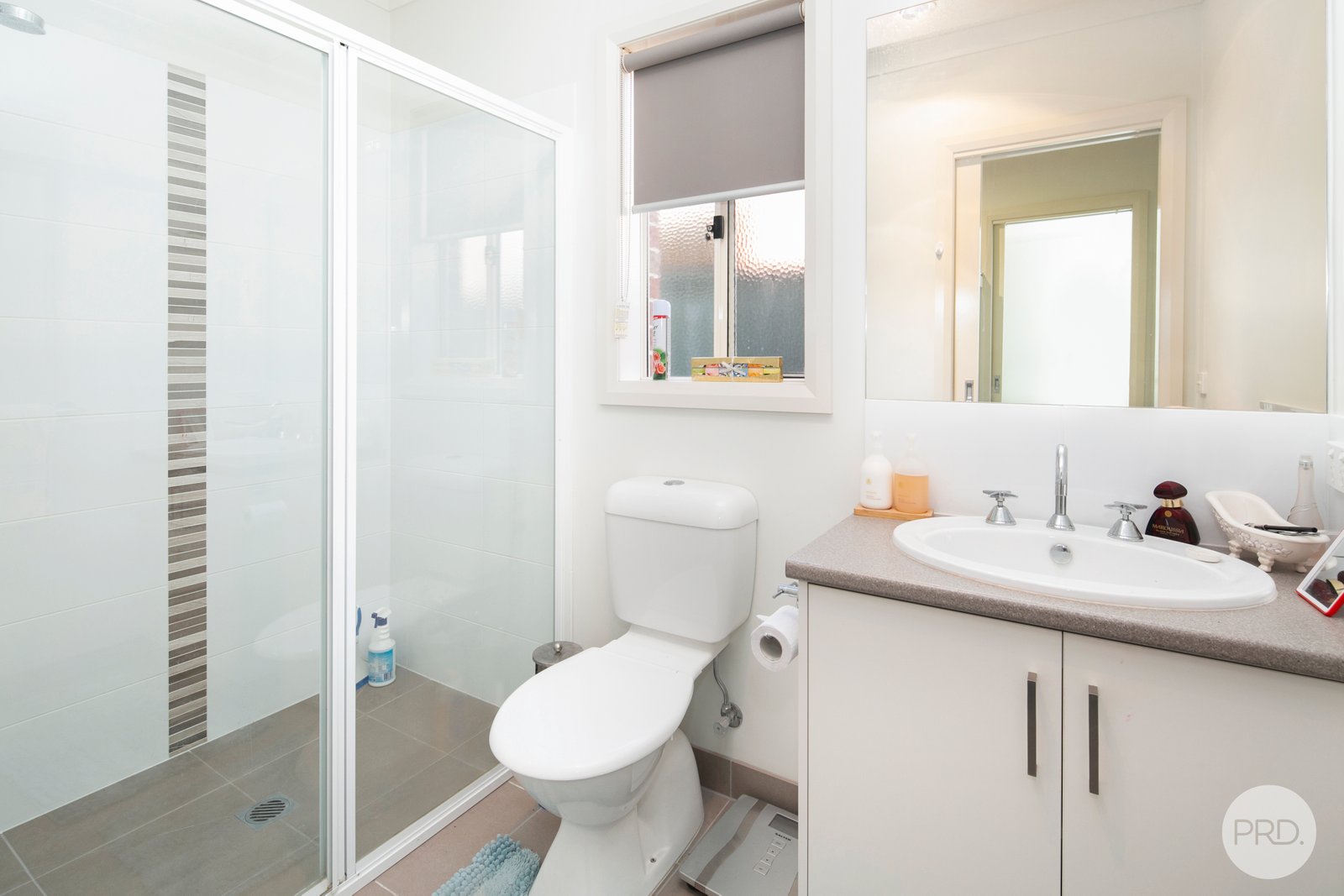 2/16 Alexander Avenue WENDOUREE 9