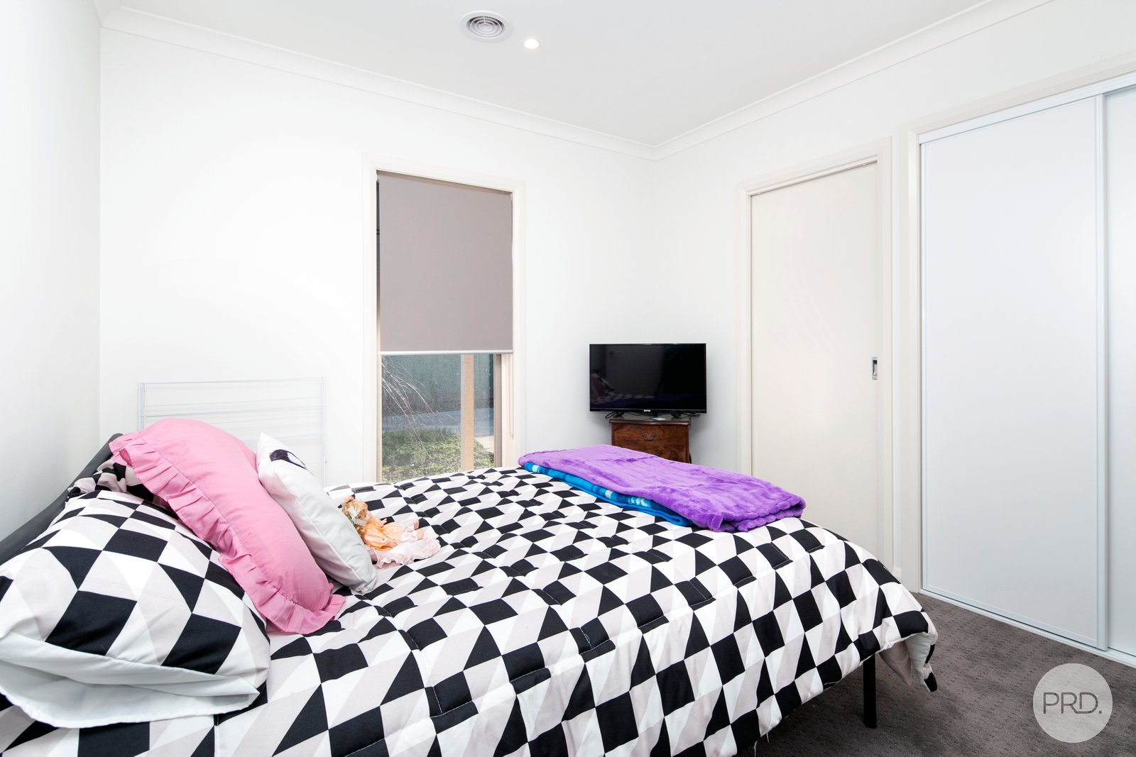 2/16 Alexander Avenue WENDOUREE 10