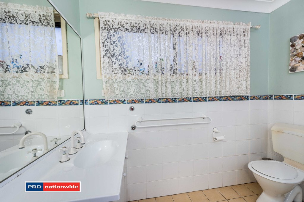 2/16 Bentham Place ANNA BAY 7