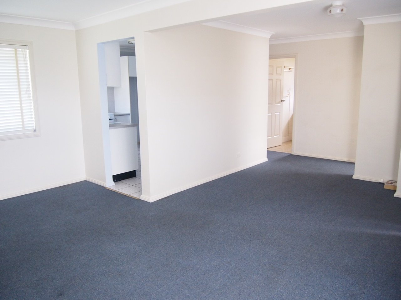 2/16 Blackshaw Ave  MORTDALE 2