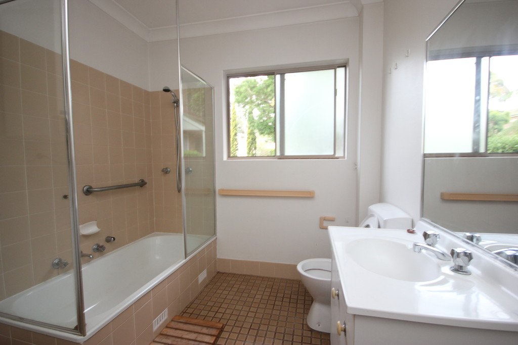 216 Box Road MIRANDA 5