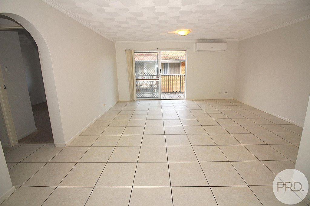 2/16 Cameron Street NUNDAH 2