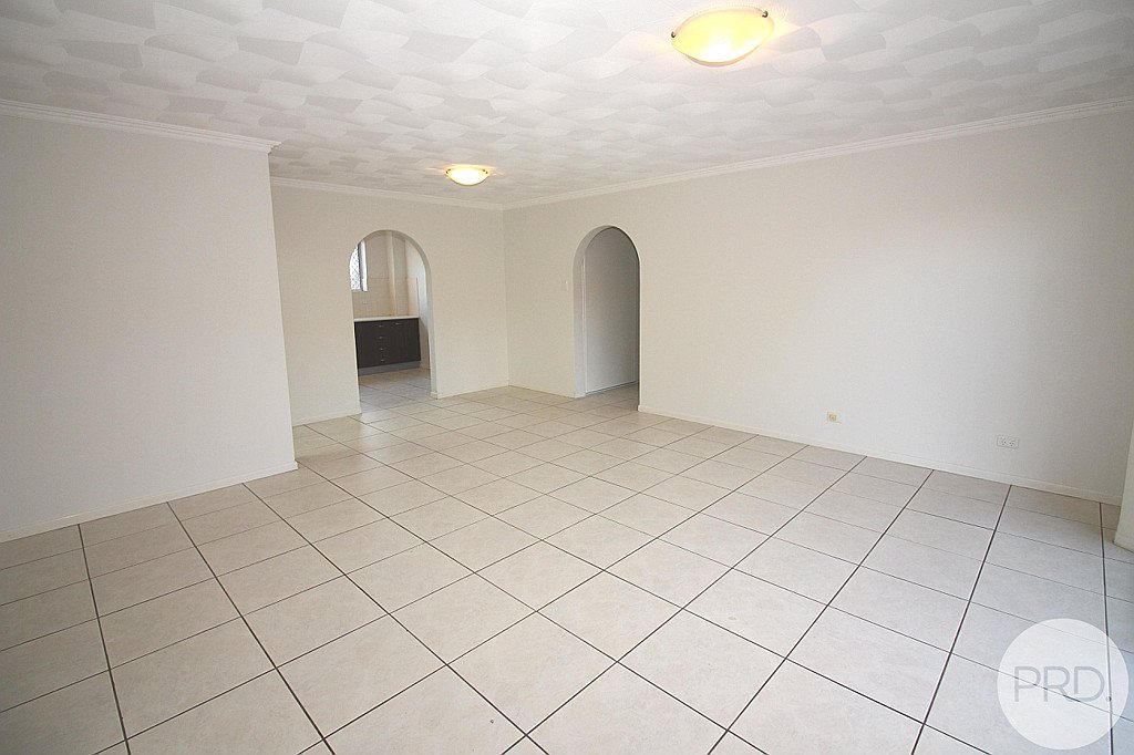 2/16 Cameron Street NUNDAH 9