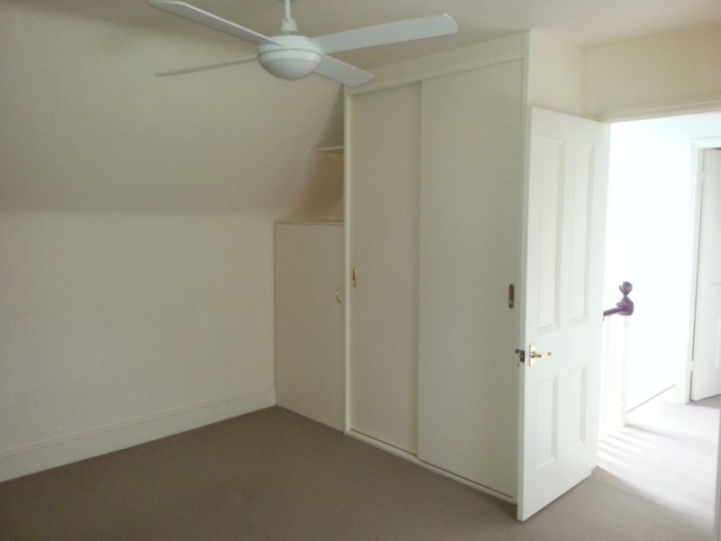 216 Campbell Street  NORTH HOBART 7