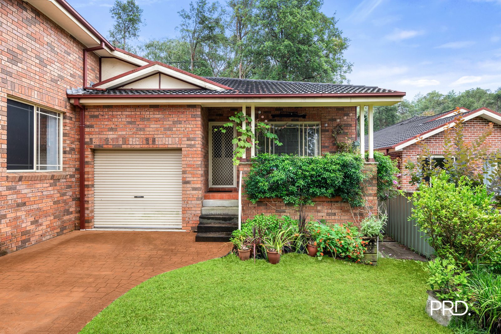 2/16 Currawong Avenue VALLEY HEIGHTS 1