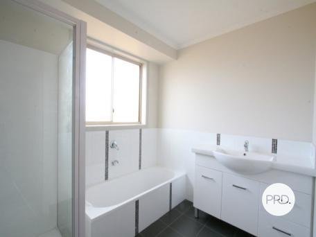 2/16 Dollery Court BRIGHTON 4