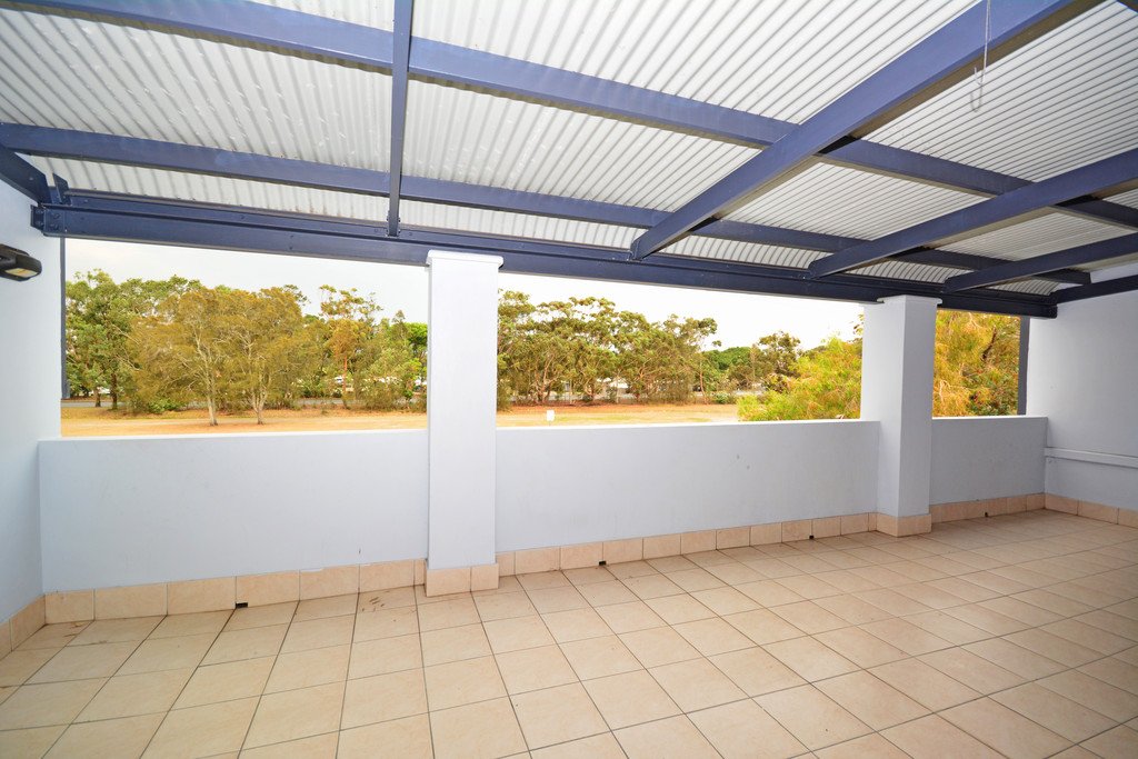 2/16 Elizabeth Street POTTSVILLE 8