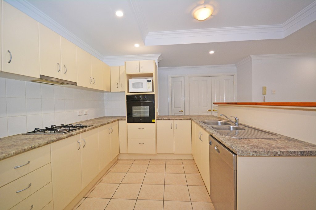 2/16 Elizabeth Street POTTSVILLE 12