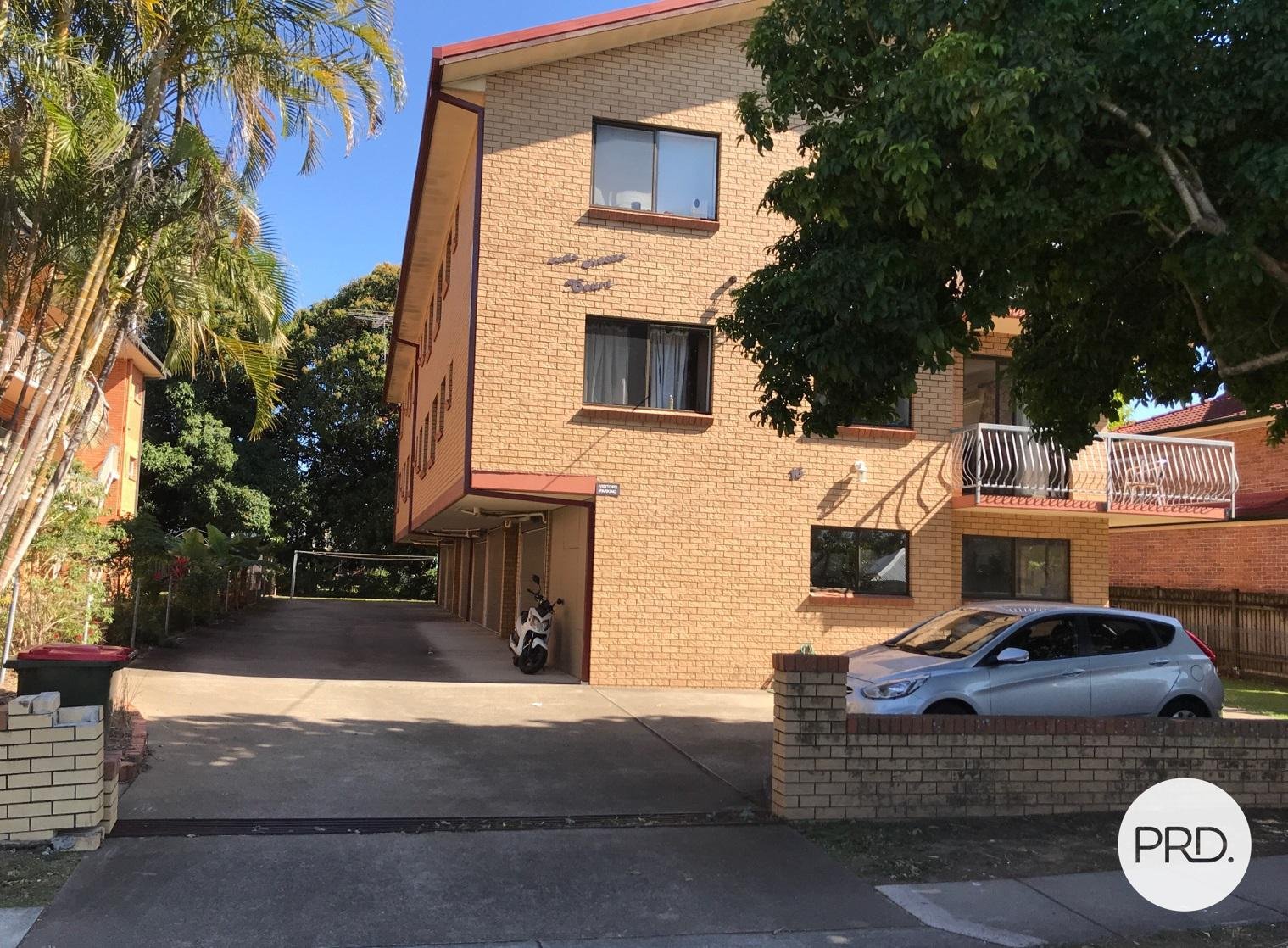 2/16 Elliott Street CLAYFIELD 1