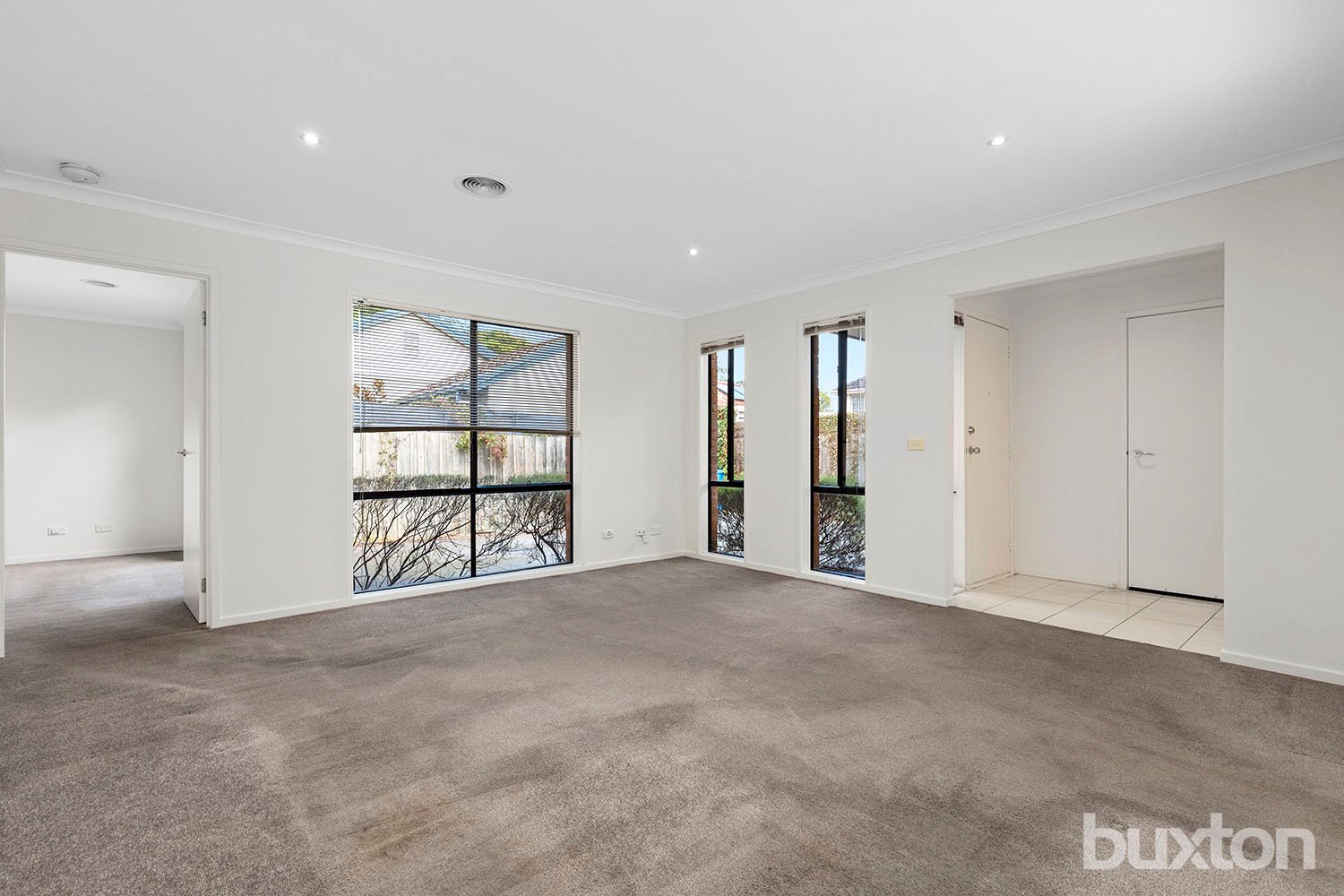 Gallery: 2/16 Evans Avenue
