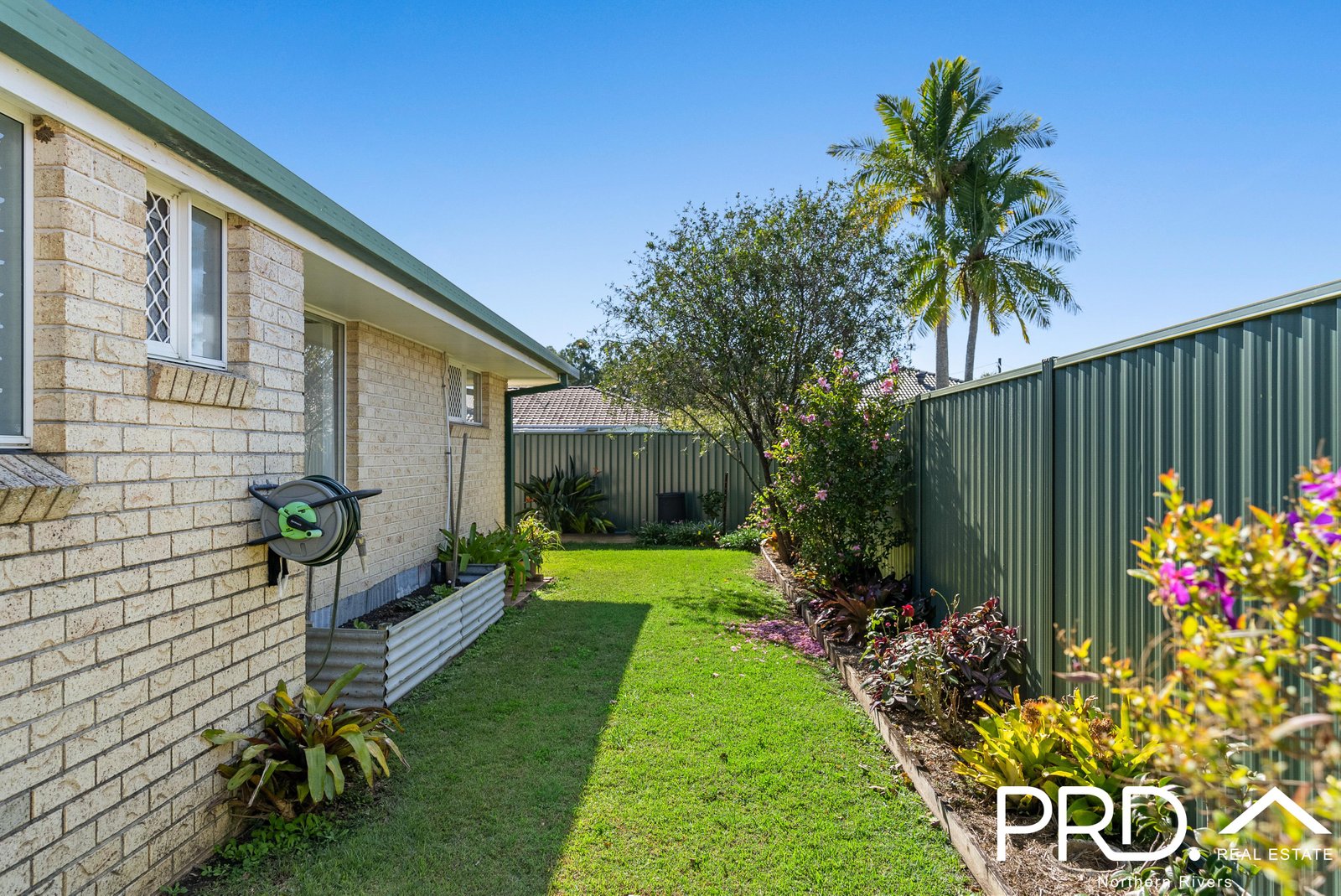 2/16 Frances Street CASINO 4