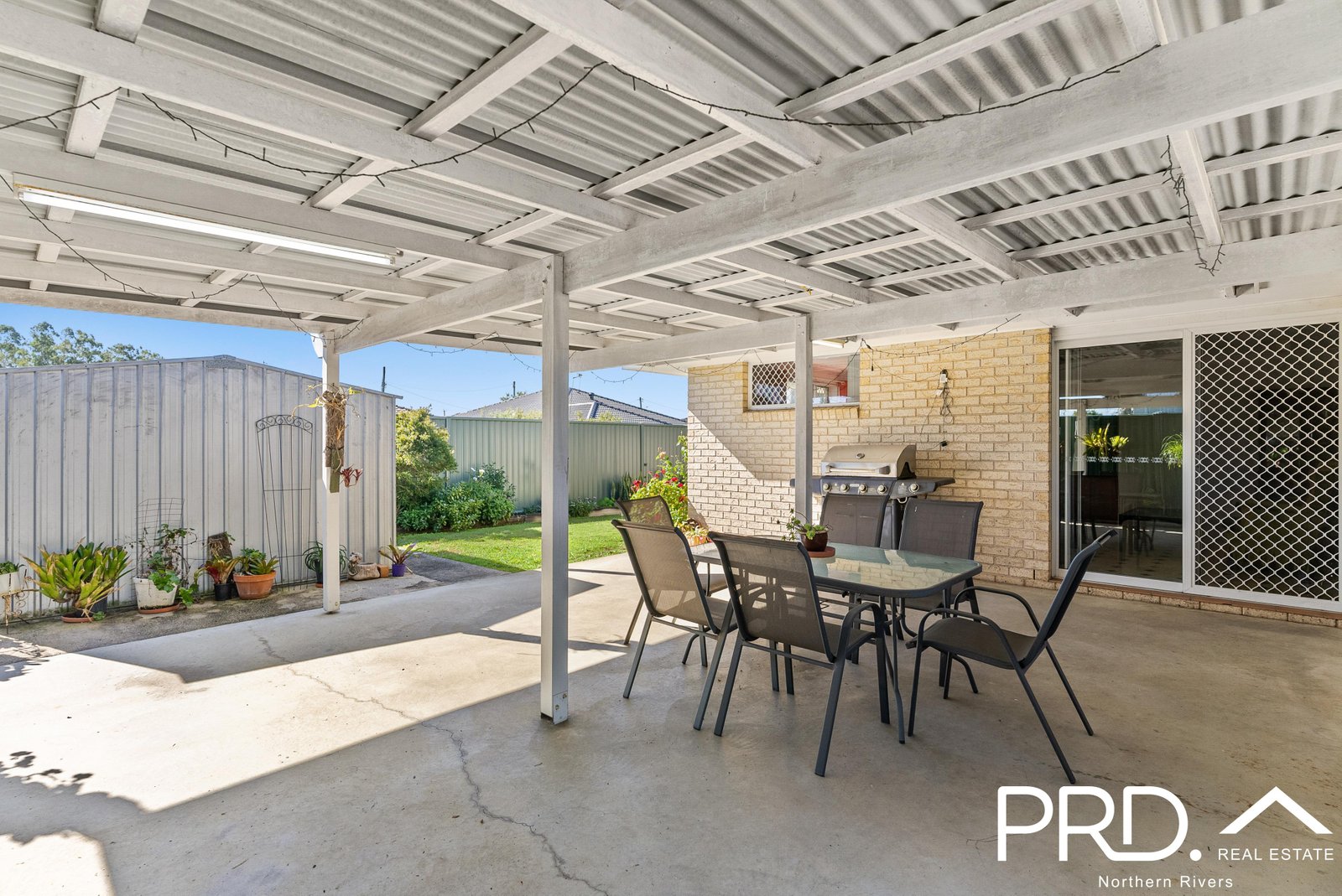 2/16 Frances Street CASINO 5