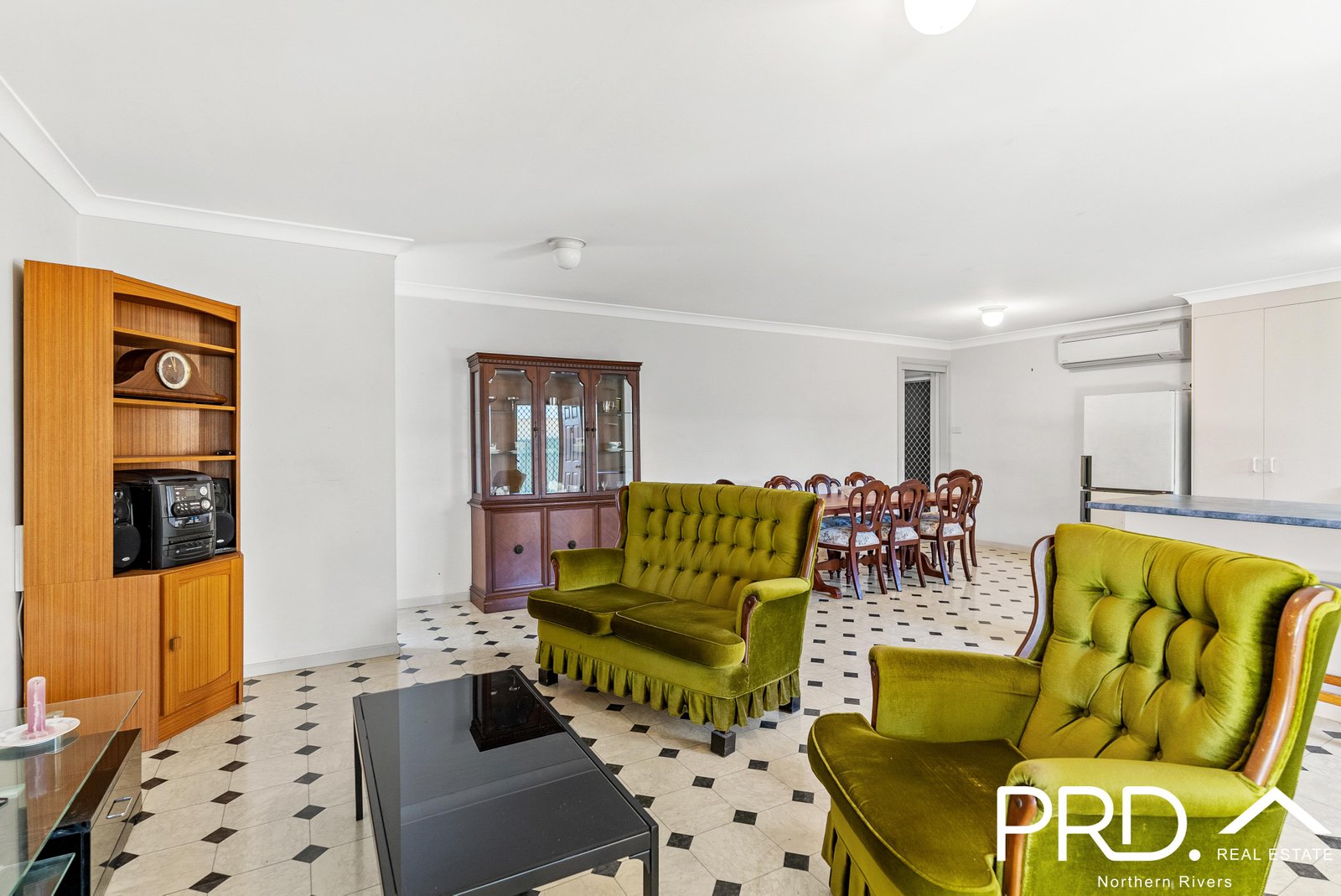 2/16 Frances Street CASINO 11