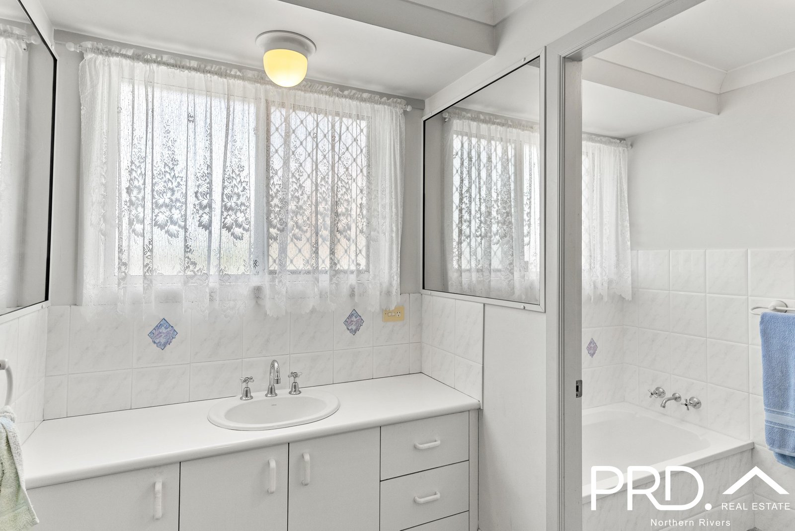 2/16 Frances Street CASINO 17