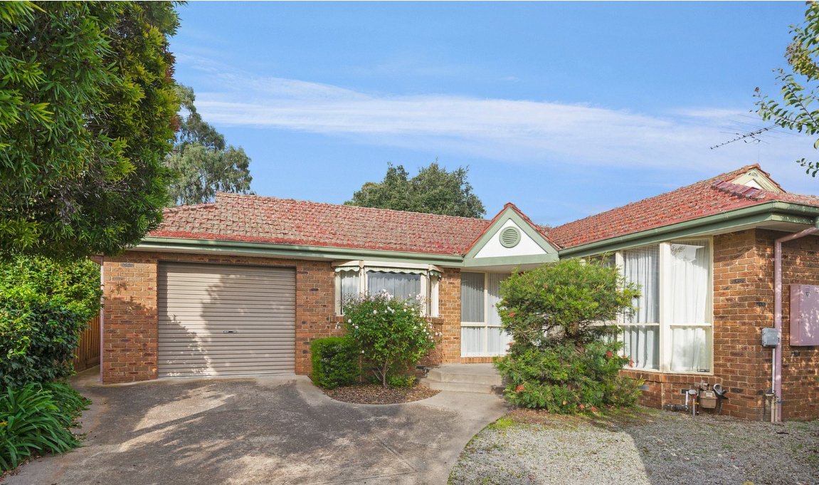 2/16 Glyndon Road, Camberwell, Vic