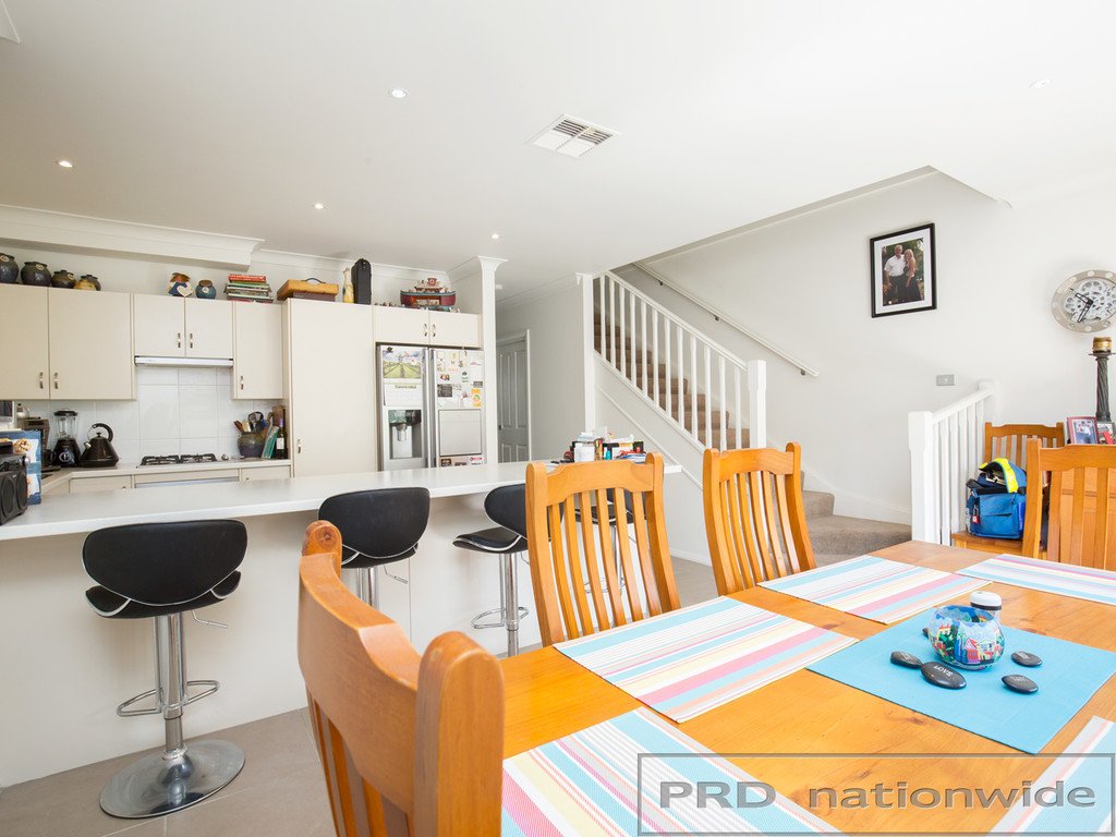 2/16 High Street EAST MAITLAND 5