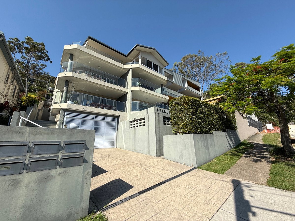 2/16 Hill Avenue Burleigh Heads 4
