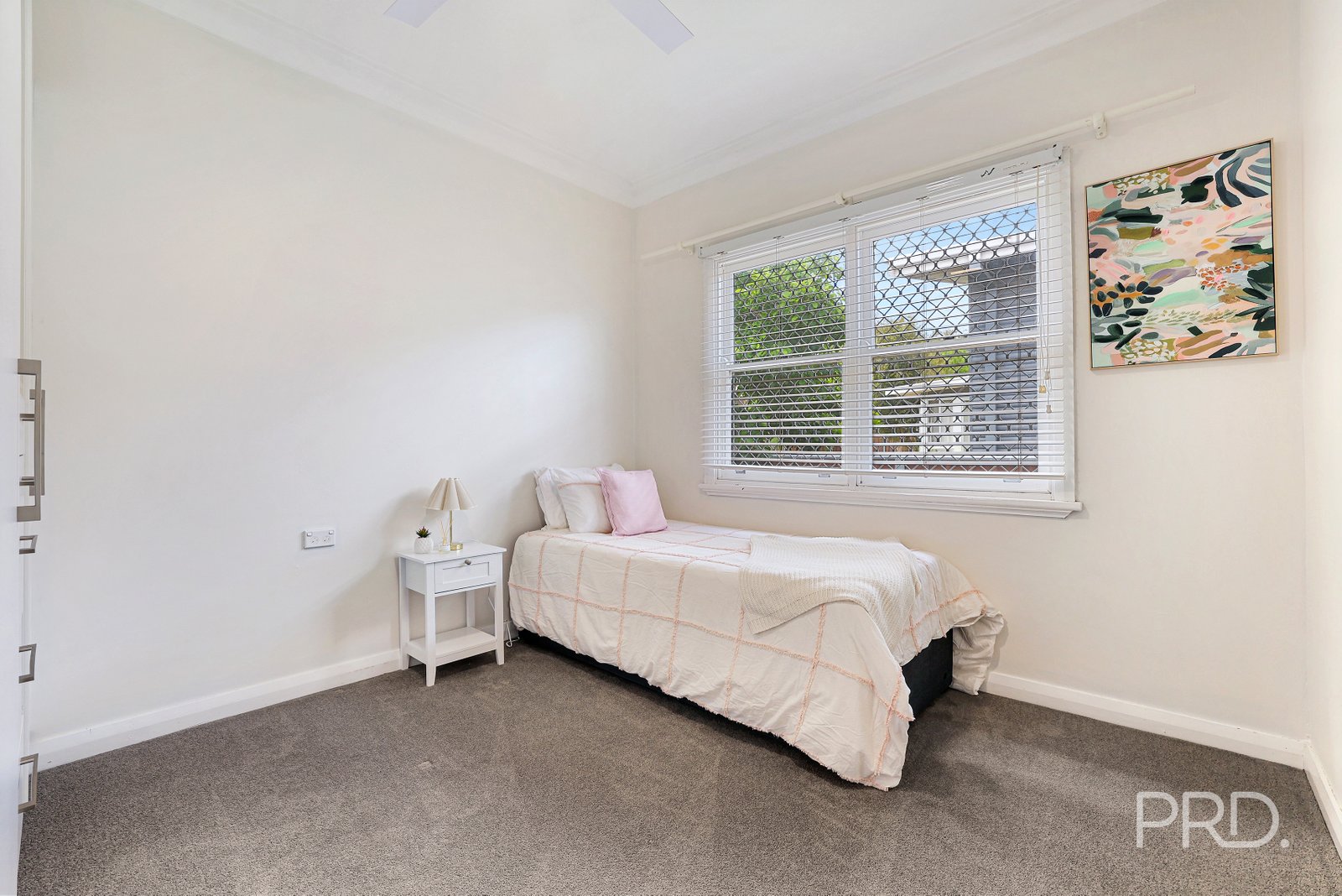 216 Johnston Street NORTH TAMWORTH 8